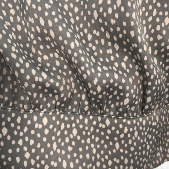 Silver Blue adorable blouse - Picture 2 of 7